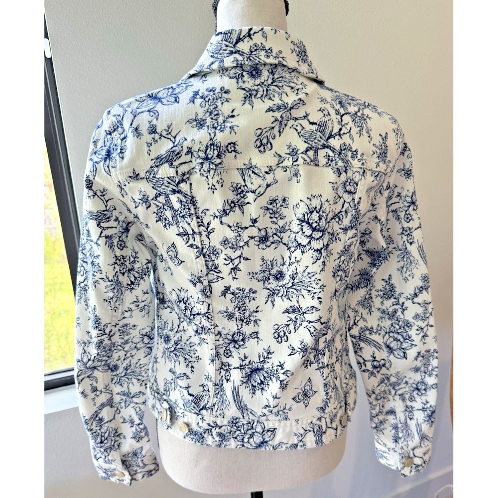 TALBOTS White with Pretty Bird Toile Print (Blue) Classic Denim Jacket Sz XS - Picture 4 of 10